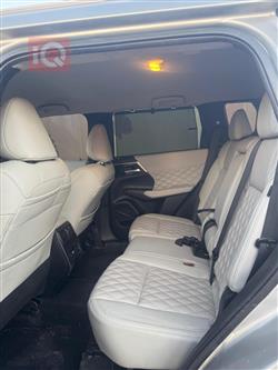 ميتسوبيشي اوتلاندر